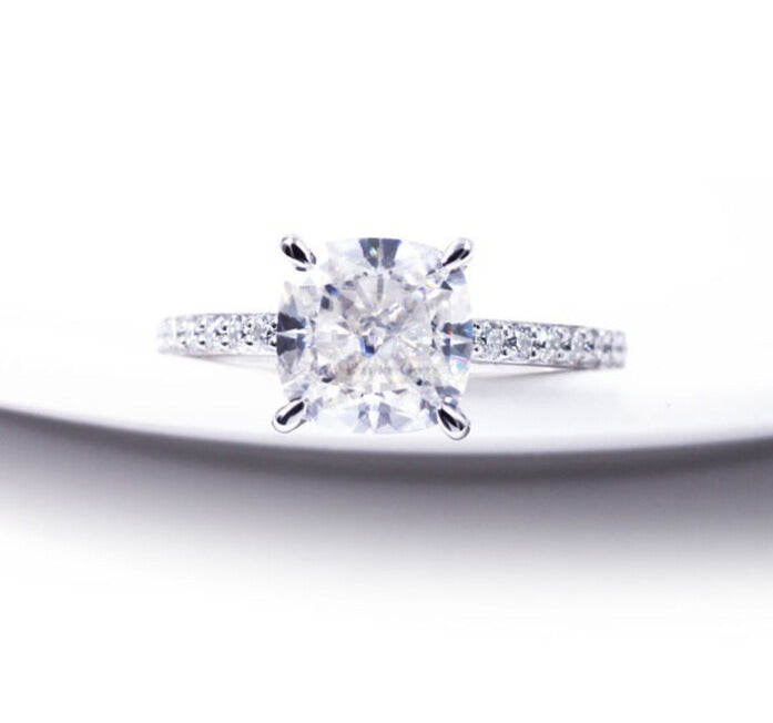 Solitaire, Brilliant, 1,9 ct Hauptstein, 18k Gold