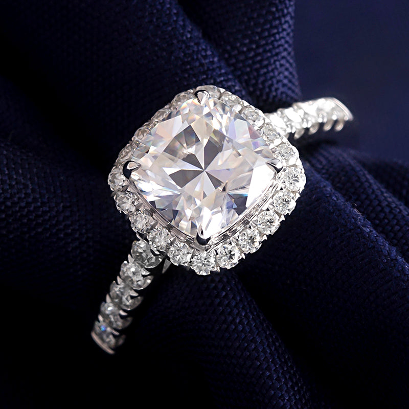 Halo-Ring, Kissenschliff, 2 ct, 18k Gold
