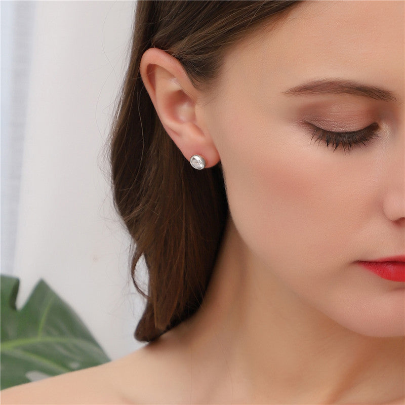 Ohrringe, je 1,0 ct Hauptsteine, 18k Gold