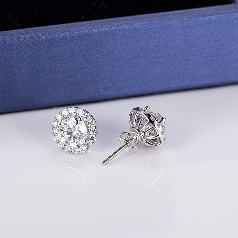 Ohrringe, je 1,35 ct, 18k Gold