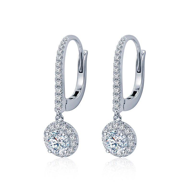 Halo-Ohrringe, je 0,25 ct Hauptsteine und 0,3 Seitensteine, 18k Gold