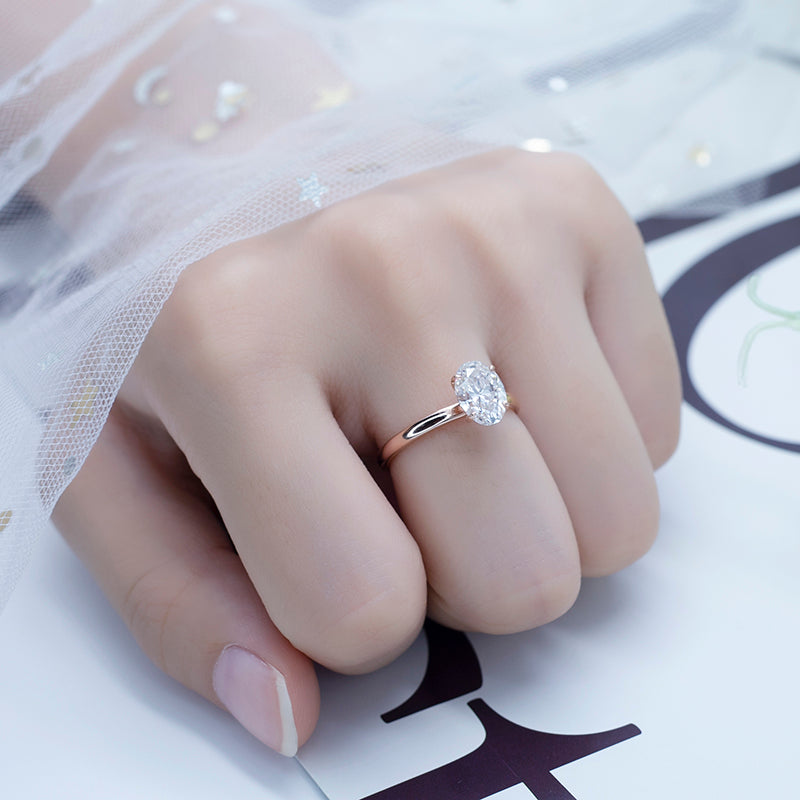 Solitaire-Ring, Oval cut, 1,5 ct, 18k Gold