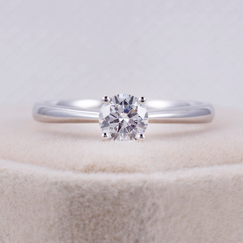 Solitaire-Ring, 0,5 ct, 18k Gold