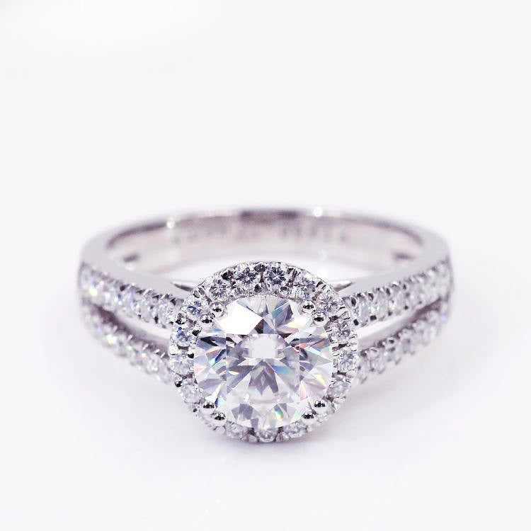 Halo-Ring, Brilliant, 1,1 ct Hauptstein, 18k Gold