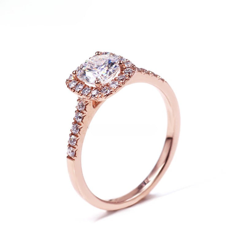Halo-Ring, 1,6 ct Hauptstein, 18k Gold