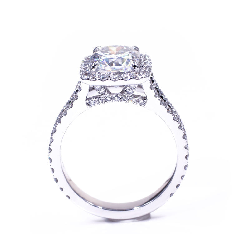 Halo-Ring, 1,5 ct, 18k Gold